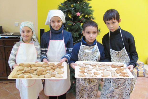 "Карітас" провів кулінарний майстер-клас, учасниками якого стали діти з малозабезпечених сімей, діти-напівсиро