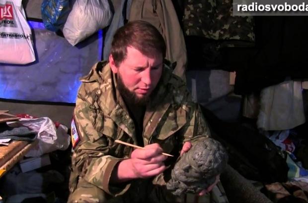 Художник Володимир Безрукий &mdash; відомий художник Майдану і боєць АТО