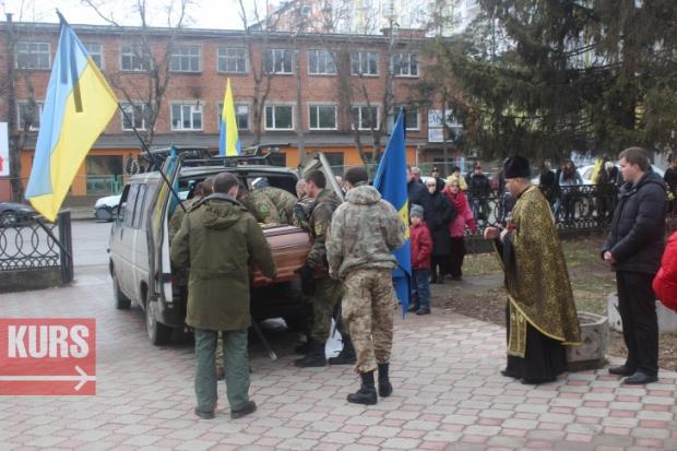 В Івано-Франківську його зустріли рідні та побратими