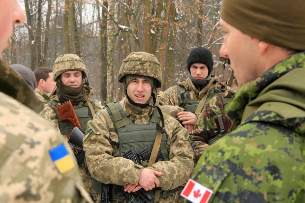  Підготовку українських бійців проводять досвідчені канадські та американські інструктори.