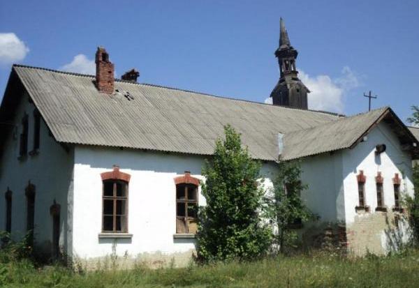 Адмінбудівля долинської солеварні вціліла. На даний час колишня солеварня перебуває у дуже поганому стані