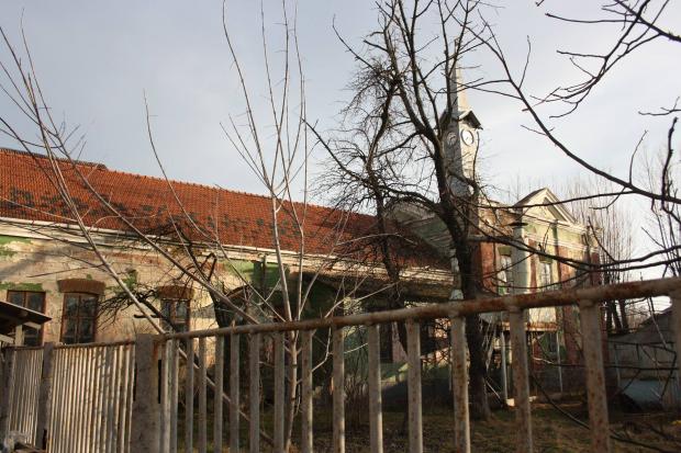 Одна з перлин промислової історичної спадщини Калуша &mdash; старий калійний завод і його годинник | Фото: Артур Єфремов