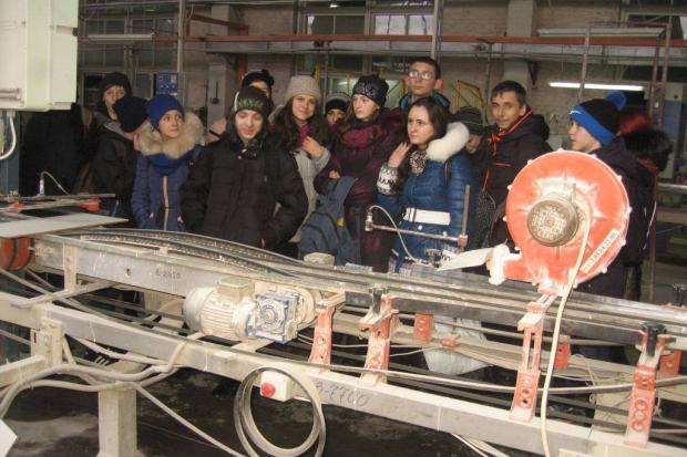 Калуським міськрайонним центром зайнятості організовано і проведено професіографічну екскурсію для учнівської молоді із 