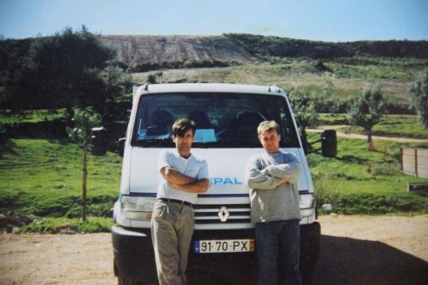 Михайло Костишин (зліва), 42 роки (с. Нижній Струтин, Рожнятівський район). Серце перестало битися в ніч на 26 лютого 20