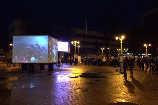 Проект-інсталяція &laquo;КУБ&raquo;, що присвячений річниці розстрілів на Майдані, проходить на площах більшості міст Пр