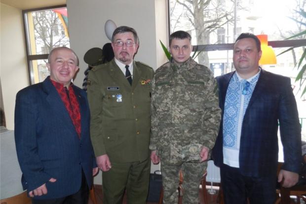 У рамках програми конференції всі учасники прийняли участь у святкових заходах з нагоди Дня відновлення незалежності Лит