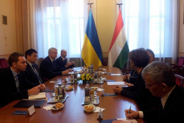 Прес-конференція за участю Міністра П.Клімкін в Угорщині | Фото: Прес-служба МЗС України