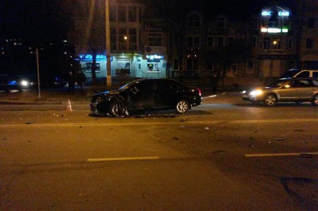 В результаті аварії постраждали двоє людей | Фото: Артур Єфремов