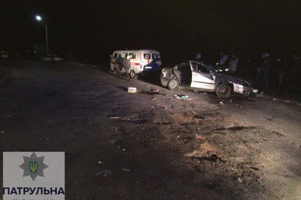 Автомобіль злетів з дороги та перекинувся кілька разів
