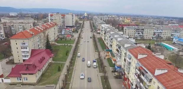 Якщо колись нафта живила економіку Долинського регіону, то нині влада міста взяла курс на нову індустріальну зону та аль