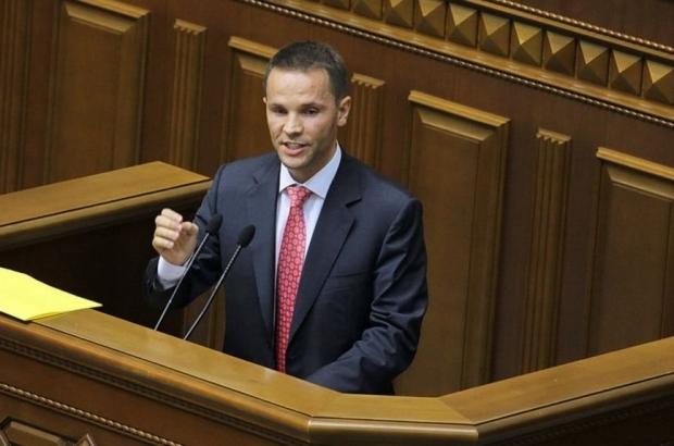 Голоси за новий уряд додали депутати з "Відродження" та "Укропу", підконтрольні олігарху Коломойсько