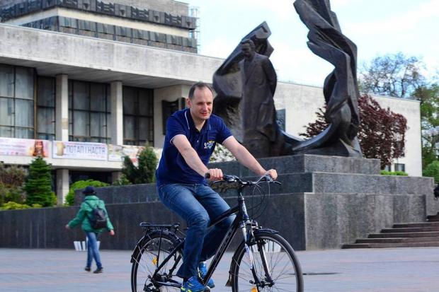 Руслан Марцінків, як і Віталій Кличко, сів на велосипед