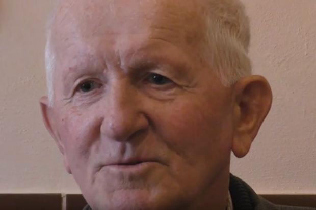 Юрій Боєчко почав працювати з 15 років, коли родину вивезли до Сибіру | Фото: Скрін з відео