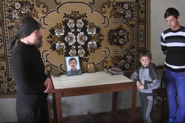 Віктор Спориш залишив вдовою дружину та сиротами двох неповнолітніх синів &ndash; випускника Новицької школи Романа та п