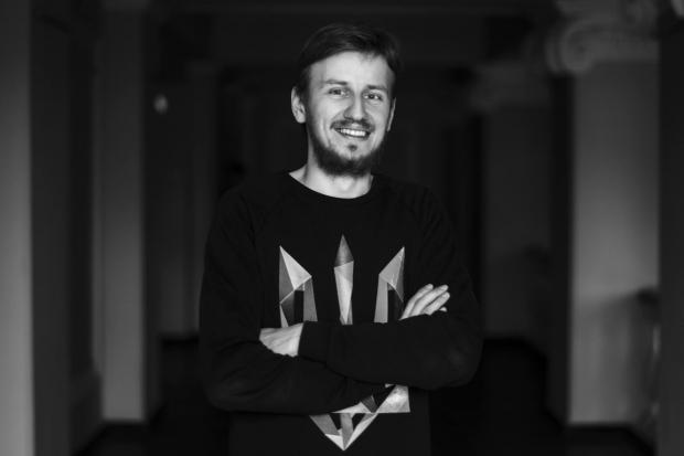 Книга Богдана Логвиненка "вчить дорослому сприйняттю реальності, іншої людини та повазі до вибору. І дає нагоду роз