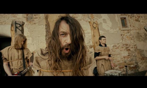 Кожен герой протягом кліпу проходить випробування, і фінал відео, в одному випадку містичний, а в іншому реальний