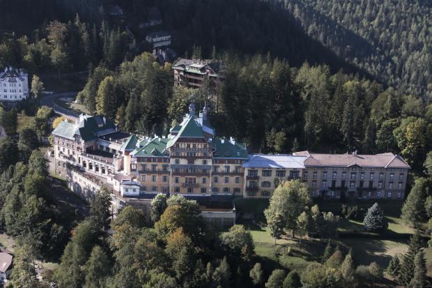 Ілюстрація. Дітлахів з України радо прийме курорт у самому серці Віденських Альп