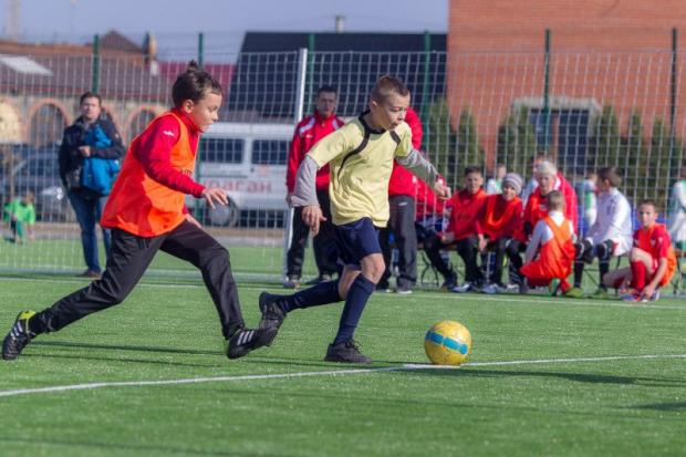 Переможці груп утворили "золоту" лігу, школи, які посіли другі місця &mdash; "срібну" лігу, а команд