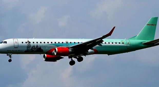 Польоти розпочнуть виконувати з 20 травня 2016 року на літаку Embraer 145 двічі на тиждень | Фото: lowcostavia.com.ua