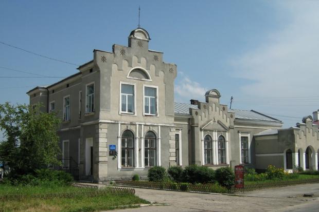 Оскільки місто Роксолани багате на архітектурні, історичні та культурні пам&rsquo;ятки, то роботи з фасадами цих будівел