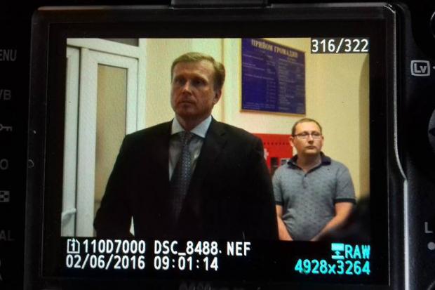 Тільки під тиском активістів голова ОДА буде з'ясовувати ситуацію з новими призначеннями на митниці Прикарпаття | Ф