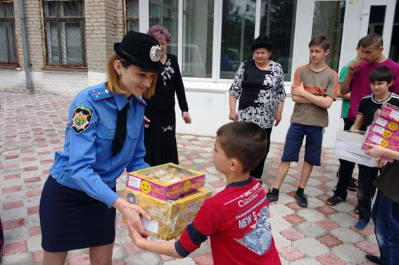 У Маріупольській школі-інтернаті №2 зараз навчаються 125 вихованців віком від 6-ти до 15-ти років