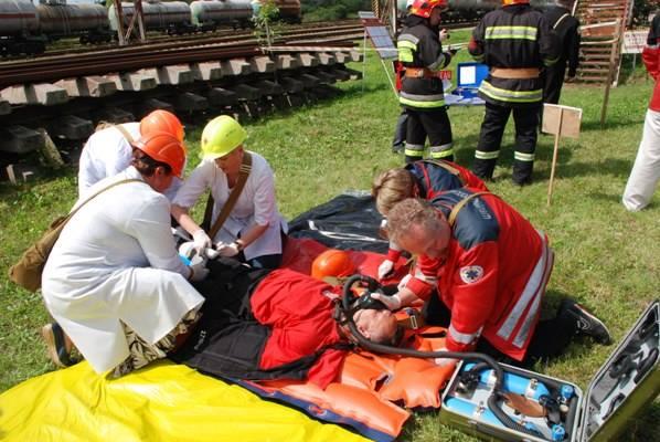 За тактичним задумом навчань, під час проведення маневрових робіт на залізничній станції "Кропивник" відбулась