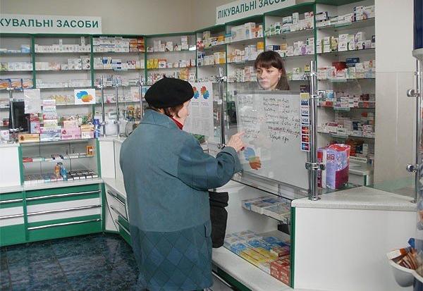 Ілюстрація. Раніше самотні та пенсіонери у  потребі були забезпечені гарячими обідами коштом міського бюджету. Тепер вон