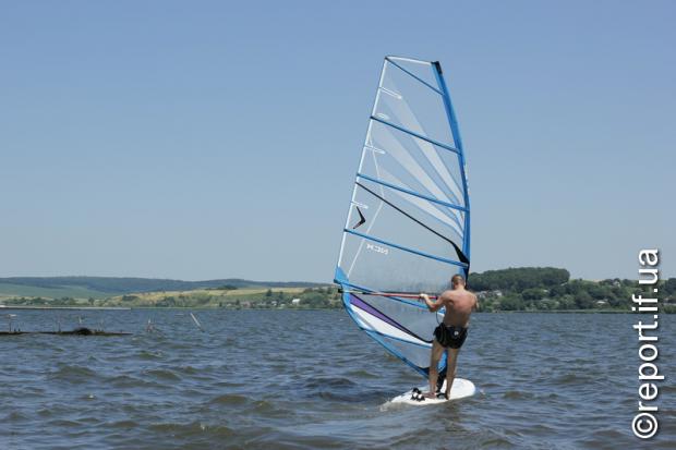Віндсерфінг &ndash; спорт для витривалих і впертих | Фото: report.if.ua