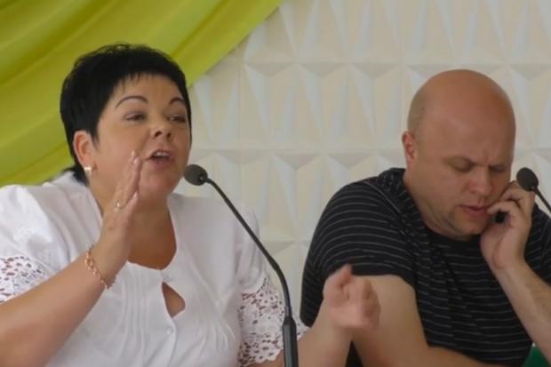 На зібранні дискутували щодо того, чи враховується думка громад при об&rsquo;єднанні | Фото: Скрін з відео