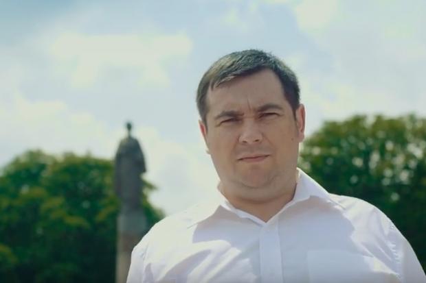 "Ми самі здатні найняти на роботу в Парламент представника, який буде відстоювати нашу спільну справу, нашу державу