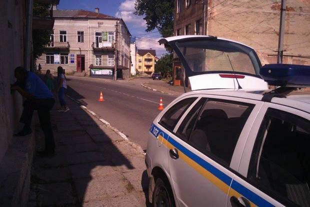 На місці ДТП працюють інспектори Калуського відділу ГУ Національної поліції | Фото: Ігор Мудрик