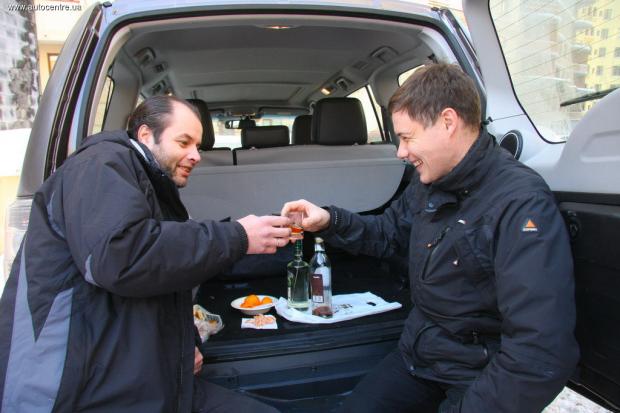 Ілюстрація. За кермування транспортним засобом у стані алкогольного сп'яніння водій заплатить 10 200 гривень. Припо