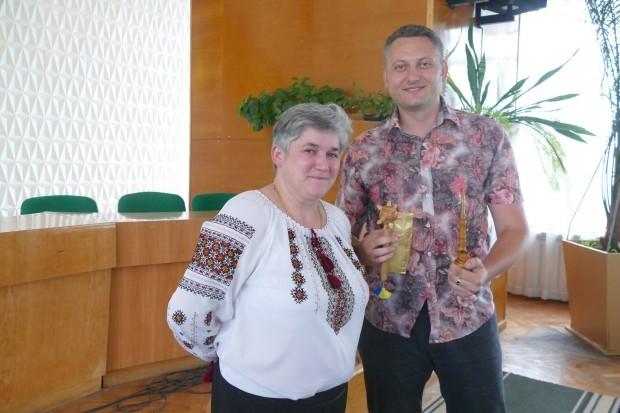 Член ОВК &mdash; родом із Запоріжжя, проте відвідує більшість засідань ОВК | Фото: Ігор Ткач