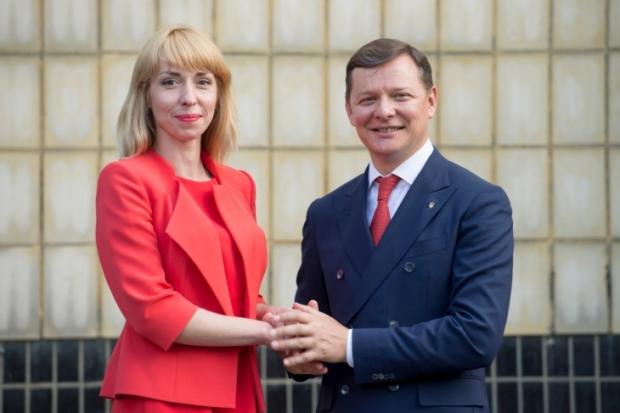 Олег Ляшко пообіцяв, що після виборів обов&rsquo;язково заїде у Калуш, щоб &laquo;кожному з вас потиснути руку, подивити