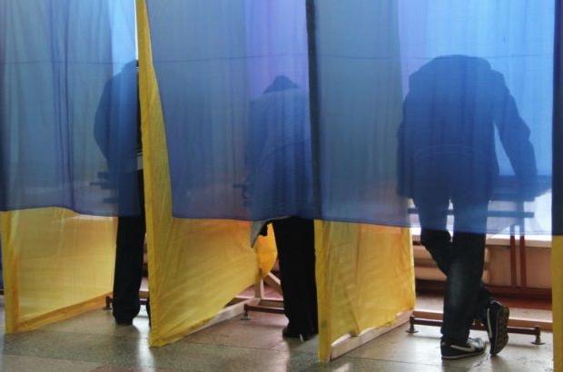 У БПП визнають, що полтавський, херсонський та івано-франківський округи партія бездарно програла | Фото: rbc.ua