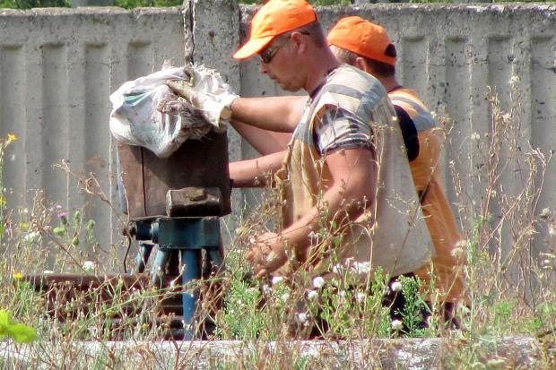 Залізничний рух на цій ділянці залізниці припинився 1 червня 2016 року | Фото: Тарас Грень