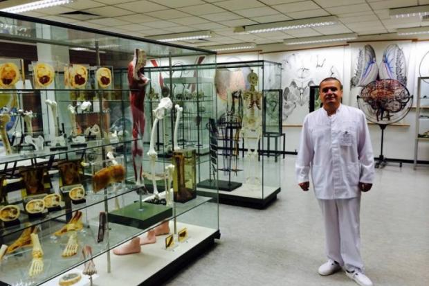 Василь Скрипко також отримав європейський  сертифікат про успішно пройдене навчання з лапароскопії