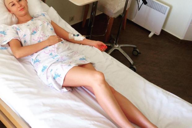 Медики призначили Мар&rsquo;яні 12 введень хіміотерапії, тому її чекає недешева та довготривала реабілітація | Фото: Мар