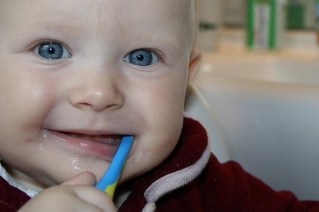 У Австрії дівчина подала до суду на батьків за розміщення її дитячих фото у мережі | Фото: tsn.ua