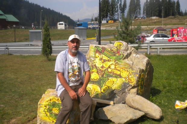 Так виглядає гуцульська мальован кераміка на камені