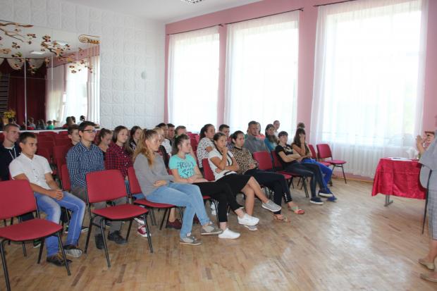 &ldquo;Молода Просвіта&rdquo; започаткувала роботу з молоддю селищ Войнилів та Вигода у рамках Недільної школи саморозви