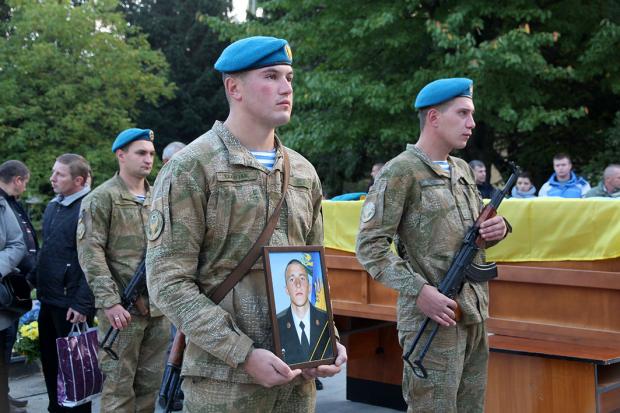 Відбулось поховання десантника, що загинув ще у 2014 році