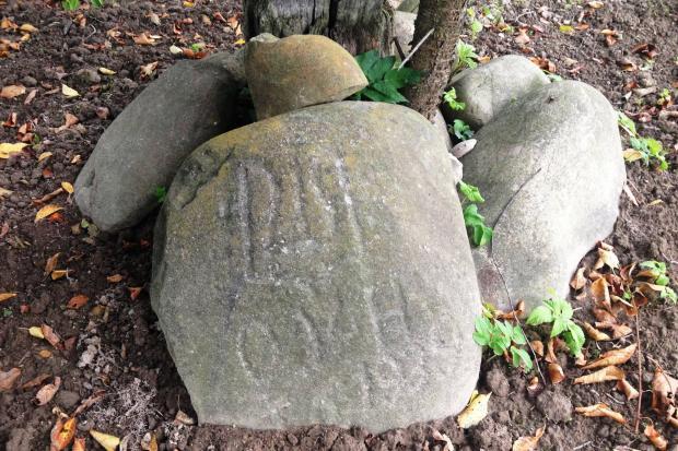 Є ідея включити цей хрест і камінь у один із маршрутів для туристів, які будуть приїжджати до Меморіального комплексу Ст