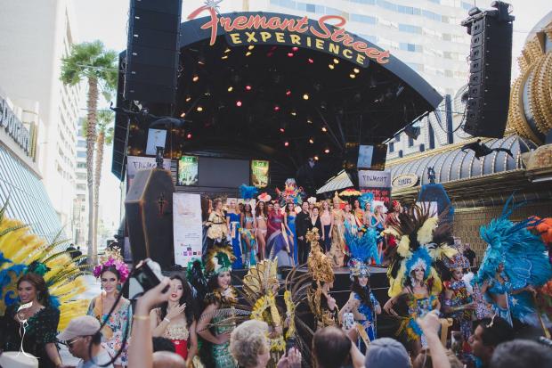 Учасниці конкурсу продемонстрували національні костюми | Фото: Miss Grand International