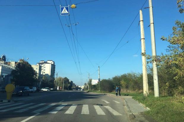 На сесії міської ради Франківська обговорять питання облаштування зупинок на вулиці Івасюка.