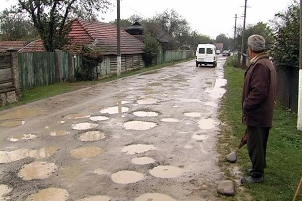 Сопівські мешканці нарікають на погану дорогу  | Фото: ntktv.ua