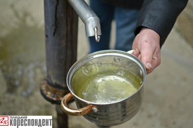 Жовті води Домбровського розливу | Фото: gk-press.if.ua