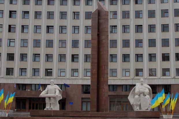 На офіційному сайті облради немає жодної інформації про графік депутатських прийомів. | Фото: chesno.org