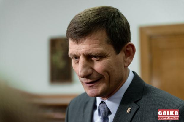 Олександр Сич презентував книгу про свою роботу в уряді &ldquo;камікадзе&rdquo; | Фото: galka.if.ua